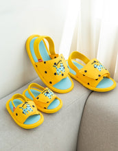将图片加载到图库查看器,Dot Cat Floor Noise Reduction Slippers
