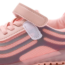 将图片加载到图库查看器,'Hologram Line' LED Sneakers