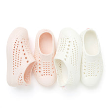 将图片加载到图库查看器,'Like Air' Shoes