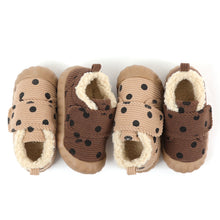 将图片加载到图库查看器,'Dot Choco Chip' Fur Sneakers