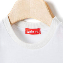 将图片加载到图库查看器,'Giraffe' Short Sleeve T-Shirt