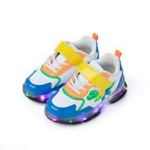 将图片加载到图库查看器,Color Dino' LED Sneakers
