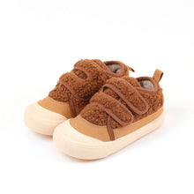 将图片加载到图库查看器,'Curly Curly' Fur Sneakers