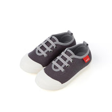 将图片加载到图库查看器,Crayon' Slip-On Shoes
