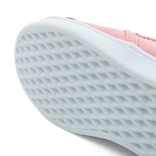 将图片加载到图库查看器,'Button Rabbit' LED Slip-On Shoes