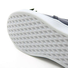 将图片加载到图库查看器,'Spiky Dinosaur' LED Slip-On Shoes