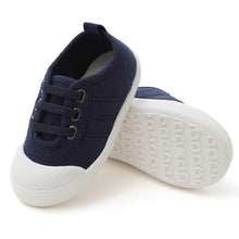 将图片加载到图库查看器,'Cushiony' Slip-On Shoes