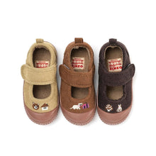将图片加载到图库查看器,kids fur slip on shoes