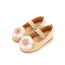 Load image into Gallery viewer, girls yellow flower mary jane shoes