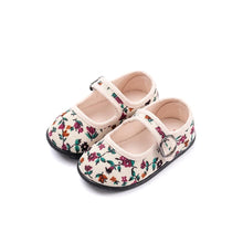 将图片加载到图库查看器,girls ivory slip on shoes