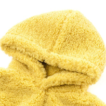 将图片加载到图库查看器,yellow kids puffy jacket