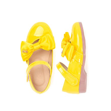 将图片加载到图库查看器,girls yellow mary jane shoes