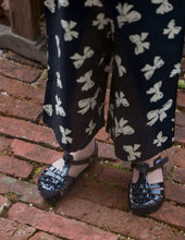 将图片加载到图库查看器，Black Ribbon Outfit Set
