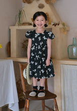 将图片加载到图库查看器，Blackbell Dress (Hat Set)
