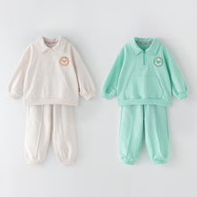 将图片加载到图库查看器，'Tennis Club' Top and Bottom Set

