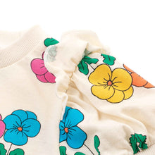 将图片加载到图库查看器，flower pattern ivory t-shirt
