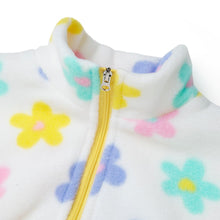 将图片加载到图库查看器，'Candy Pop Flower' Warm Fleece T-Shirt
