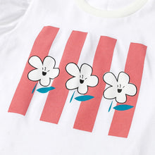 将图片加载到图库查看器，'Smile Flower' T-Shirt
