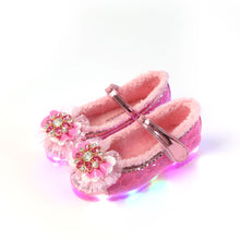 将图片加载到图库查看器，'Eternal Biju' LED Fur Mary Jane Shoes
