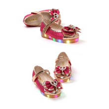 将图片加载到图库查看器，'Bling Heart' LED Mary Jane Shoes
