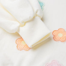 将图片加载到图库查看器，'Tong Tong Flower' T-Shirt
