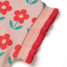 Load image into Gallery viewer, Yo Flower' Knit Vest
