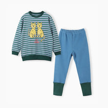 将图片加载到图库查看器，'Animal Friends' Top and Bottom Set
