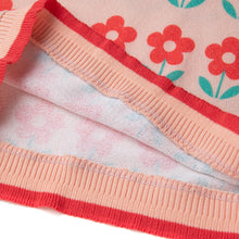 Load image into Gallery viewer, Yo Flower' Knit Vest
