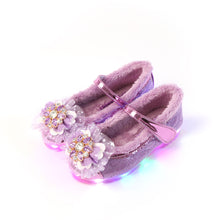 将图片加载到图库查看器，'Eternal Biju' LED Fur Mary Jane Shoes
