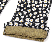 将图片加载到图库查看器，'Mayo Flower' Top and Bottom Set
