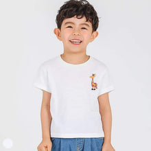 将图片加载到图库查看器，'Giraffe' Short Sleeve T-Shirt
