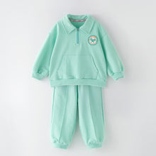 将图片加载到图库查看器，'Tennis Club' Top and Bottom Set
