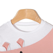 将图片加载到图库查看器，'Cutie Rabbit' T-Shirt
