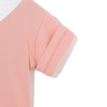 将图片加载到图库查看器，'Cutie Rabbit' T-Shirt
