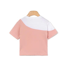 将图片加载到图库查看器，'Cutie Rabbit' T-Shirt
