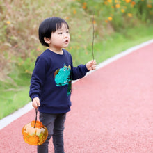 将图片加载到图库查看器，'Shiny Dino' Reversible Sequin Sweatshirt
