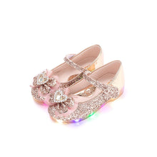 将图片加载到图库查看器，'Fairy Heart' LED Mary Jane Shoes
