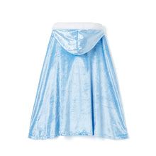 将图片加载到图库查看器，'Winter Girl' Cape
