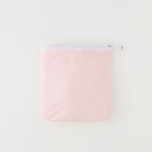 将图片加载到图库查看器，'Like a Feather' Rain Coat
