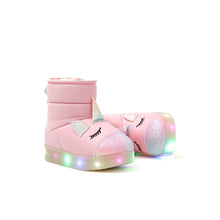 将图片加载到图库查看器，girls pink padded boots
