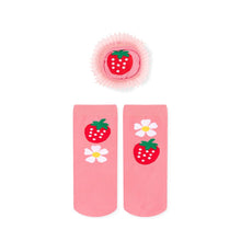 将图片加载到图库查看器，kids strawberry socks

