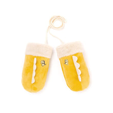 将图片加载到图库查看器，kids mustard winter mittens
