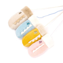 将图片加载到图库查看器，kids winter mittens

