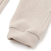 将图片加载到图库查看器，kids beige pants
