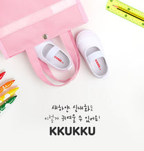将图片加载到图库查看器，kids white indoor slip on shoes
