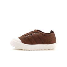 将图片加载到图库查看器，kids brown slipon shoes
