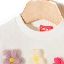 将图片加载到图库查看器，girls ivory knit sweatshirt

