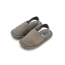 Load image into Gallery viewer, kids indoor slippers
