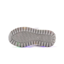 将图片加载到图库查看器，kids led sneakers
