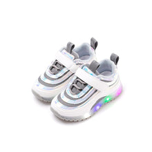 将图片加载到图库查看器，kids led sneakers
